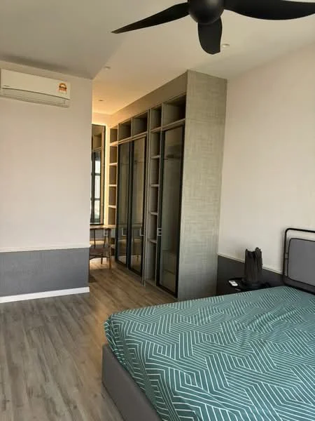Bedroom features: king-size bed with grey bedding, wooden flooring, 5-blade ceiling fan, wall-mounted split AC, built-in wardrobe with glass doors, study desk, decorative wall paneling, window with natural light; style: modern.
