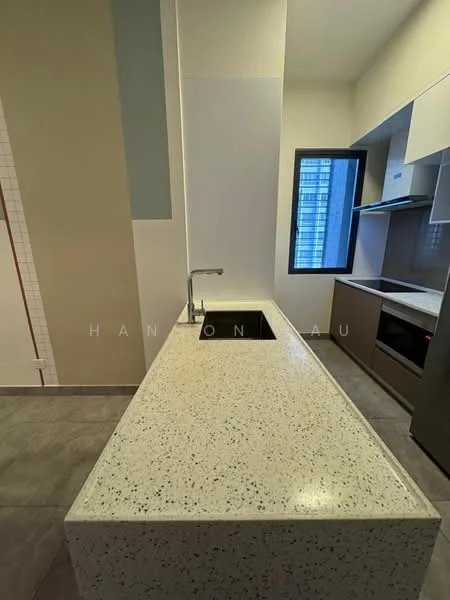 Kitchen features: granite countertop with speckled pattern, single-bowl stainless-steel sink, chrome pull-down faucet, built-in oven, freestanding range oven, stainless-steel fridge, flat-panel cabinetry in light colour, tile backsplash, grey tile flooring, window with city view; style: modern; view: city.