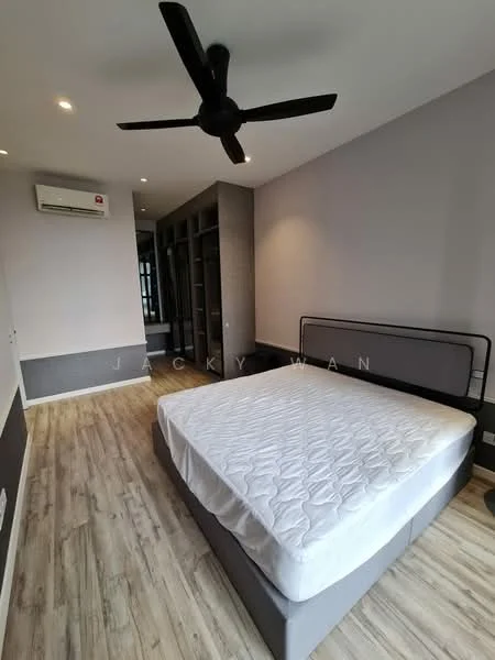 Bedroom features: queen-size bed, 5-blade ceiling fan, wall-mounted split AC, light grey painted walls, wooden flooring, built-in wardrobe, recessed downlights, large window with view, neutral colour scheme; style: modern.