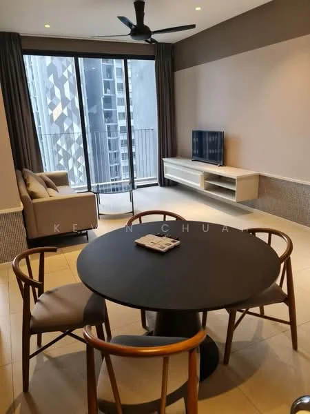 Living features: floor-to-ceiling windows, sliding glass door, grey walls, cream ceiling, 5-blade ceiling fan, wall-mounted TV, TV console, sofa in light grey fabric, round dining table, 3 dining chairs, tile flooring, decorative wall paneling; style: modern; view: city.
