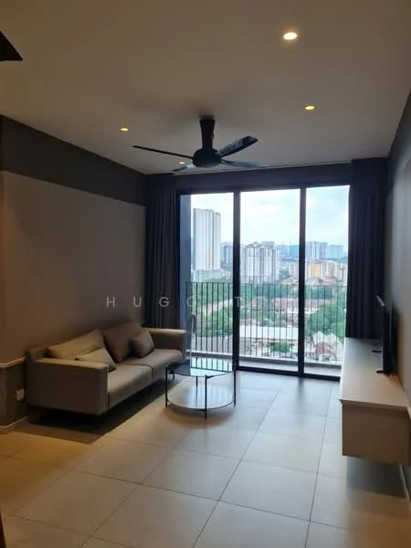 Living features: 3-seater fabric sofa in light grey, glass coffee table, wall-mounted TV, floor-to-ceiling windows, city skyline view, recessed downlights, 5-blade ceiling fan with light, light-coloured tiled flooring, curtains, TV console; style: modern; view: city.