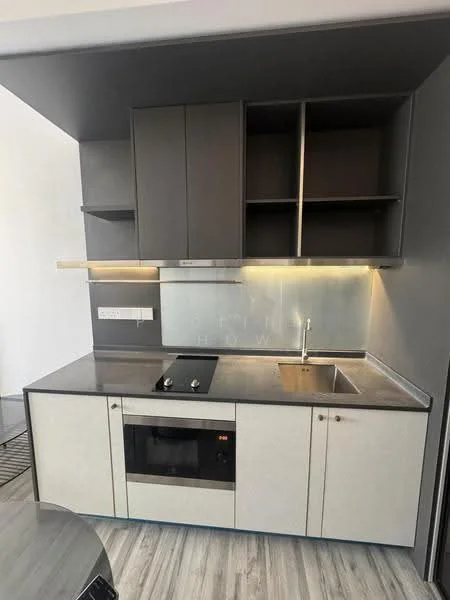 Kitchen features: grey cabinetry, white lower cabinets, stainless-steel countertop, built-in microwave, induction cooktop, single-bowl stainless-steel sink, chrome pull-down faucet, glass backsplash, open shelving above countertop, under-cabinet lighting; style: modern.