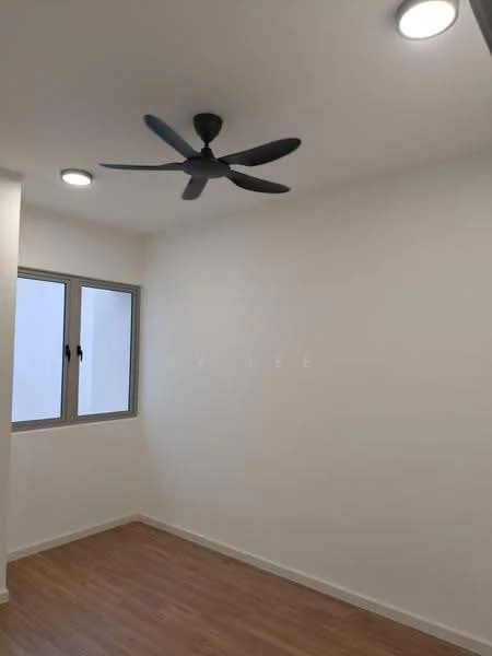 Room features: white painted walls, laminate flooring, 5-blade ceiling fan with light, two windows, recessed downlights; style: modern.