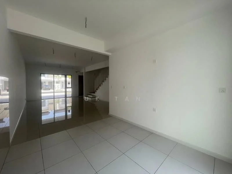 Mio Spring, Bandar Gamuda Cove, Dengkil — view 2 of 5 — for Rent