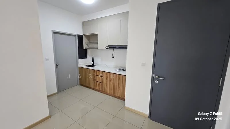 Kitchen features: light grey cabinetry, wooden lower cabinets, black countertop, single-bowl stainless-steel sink, chrome pull-down faucet, built-in gas hob, exhaust hood, ceramic tile flooring, white walls, recessed ceiling lights; style: modern.
