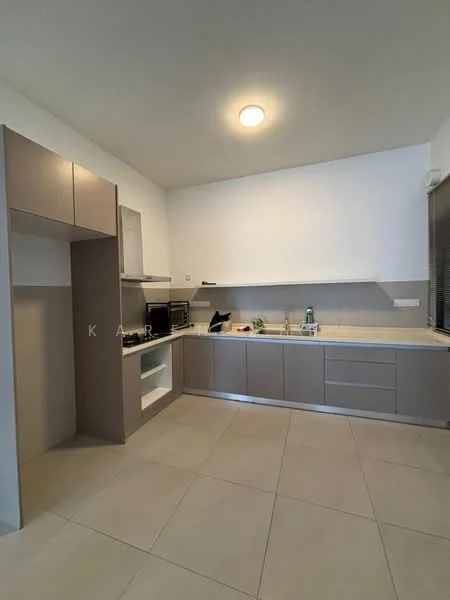 Kitchen features: light grey cabinetry, white countertop, single-bowl stainless-steel sink, chrome pull-down faucet, built-in microwave, freestanding range oven, ceramic tile flooring, recessed downlights, open shelving, kitchen island, neutral wall colour, window with blinds; style: modern.