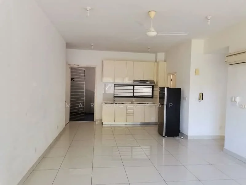 Living features: white painted walls, glossy ceramic tile flooring, 5-blade ceiling fan, kitchen cabinetry in cream, stainless-steel fridge, built-in oven, countertop with breakfast bar, sliding glass door, window with sheer curtains, air conditioning unit; style: modern.