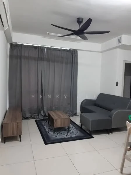 Living features: grey fabric sofa, wooden coffee table, wooden TV console, area rug with geometric pattern, floor-to-ceiling curtains, 5-blade ceiling fan, wall-mounted air conditioning unit, tiled flooring, white painted walls; style: modern.