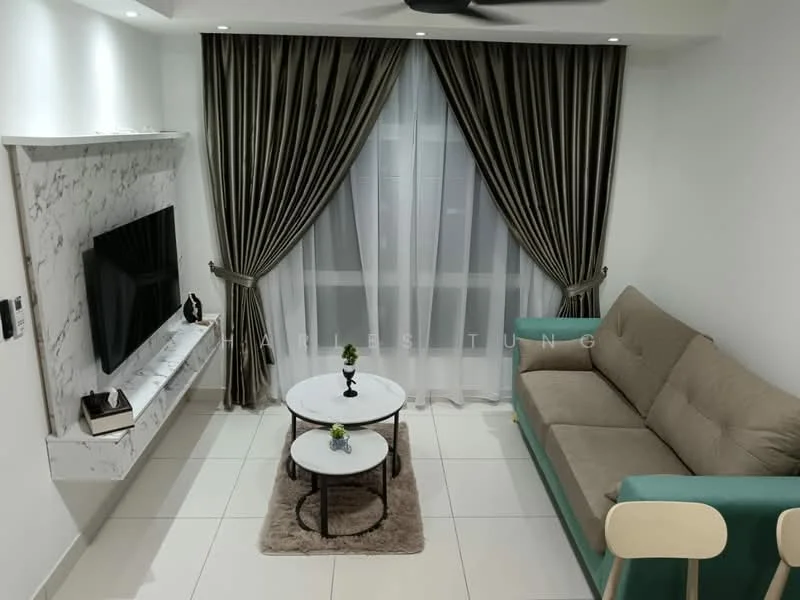 Living features: beige fabric sofa, green accent chair, white marble feature wall, wall-mounted TV, two round coffee tables, area rug, floor-to-ceiling windows, sheer curtains, dark brown curtains, recessed downlights, ceiling fan; style: modern.