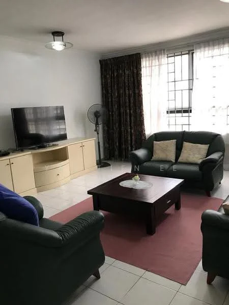 Living features: 2-seater leather sofa in dark green, 3-seater leather sofa in dark green, coffee table in dark wood, TV console in light wood, wall-mounted TV, area rug in light pink, floor lamp, ceiling light fixture, curtains with floral pattern, floor-to-ceiling windows, wall-mounted fan; style: contemporary.