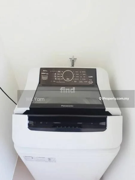 Laundry features: top-load washing machine, white appliance, control panel with digital display, water inlet connection.