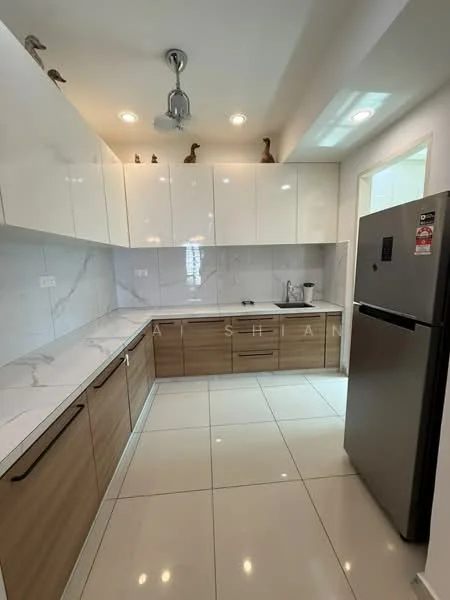 Kitchen features: white high-gloss cabinetry, wooden lower cabinets, marble-patterned backsplash, white countertop, stainless-steel fridge, built-in sink, recessed ceiling lights, pendant light fixture, ceramic tile flooring, decorative items on shelves; style: modern.