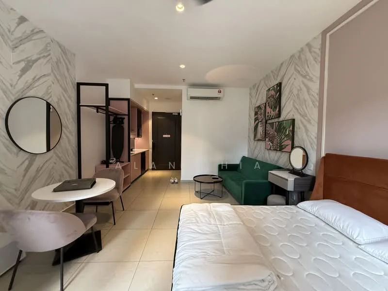 Room features: queen-size bed with upholstered headboard, white bedding, green fabric sofa, round dining table, upholstered dining chair, wall-mounted mirror, wall art with floral pattern, built-in wardrobe, recessed lighting, air conditioning unit, tile flooring, light grey accent wall, textured wallpaper, ceiling fan; style: modern.