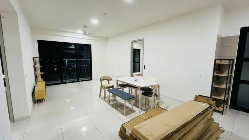 Living features: white painted walls, glossy tile flooring, 5-blade ceiling fan with light, floor-to-ceiling windows, blackout curtains, dining table with 6 chairs, bench seating, open shelving unit, built-in cabinets, decorative items in boxes; style: modern; view: city.