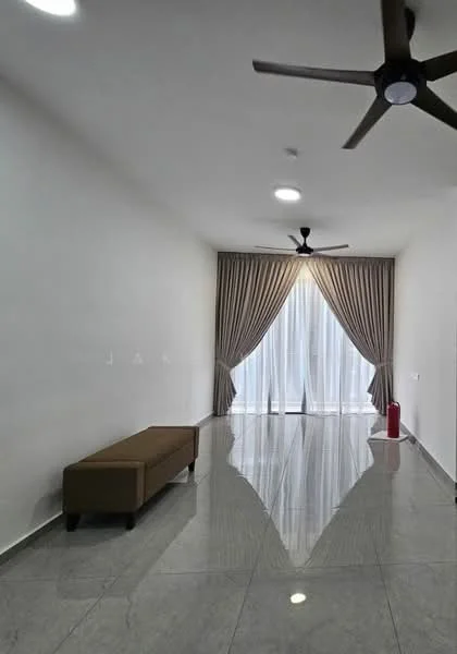 Living features: white painted walls, polished marble flooring, 5-blade ceiling fan with light, large windows with sheer curtains, curtains in light fabric, sofa bench, fire extinguisher, recessed ceiling lights; style: modern.