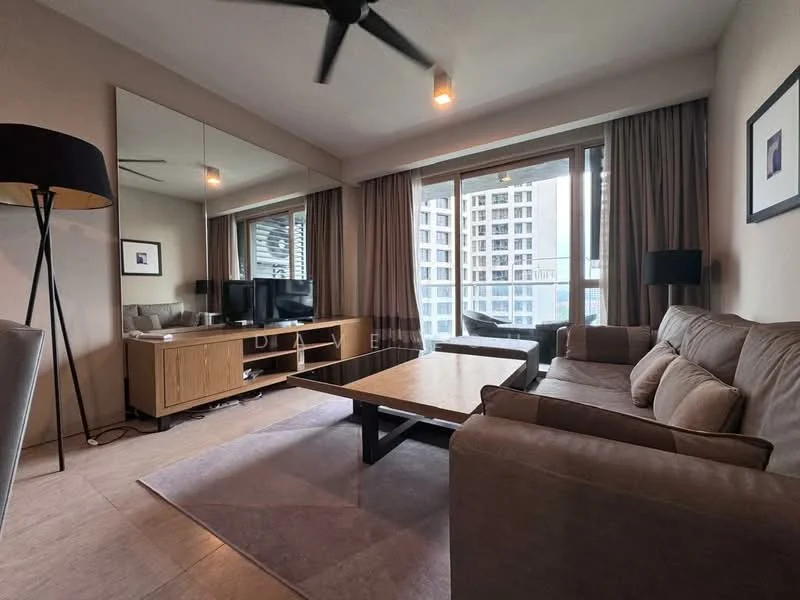 Living features: 3-seater fabric sofa in beige, coffee table, TV console, wall-mounted TV, floor-to-ceiling windows, sheer curtains, recessed downlights, ceiling fan, area rug with geometric pattern, decorative mirror, wooden flooring, light-colored walls; style: modern; view: city.