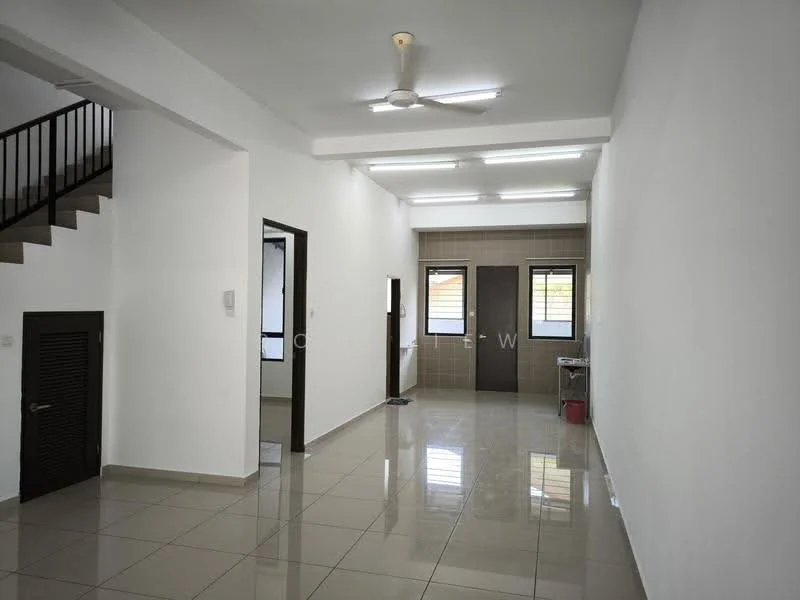 Myra Meranti, Puchong — view 2 of 5 — for Rent