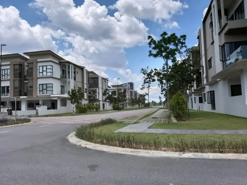 Exterior type: linked terrace house; features: white painted facade, 2-storey buildings, manicured lawn, paved walkway, surrounded by greenery, open-air parking lot, curved road layout, street lighting, trees along the pathway; style: modern.