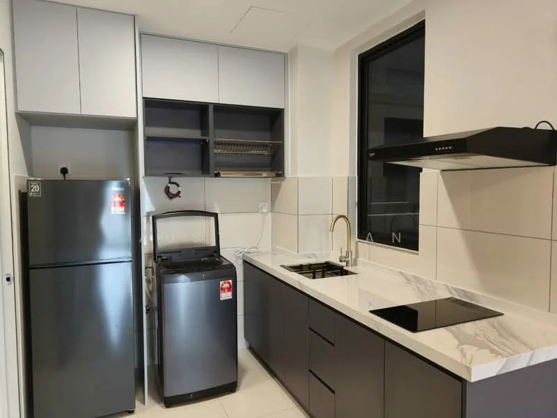 Kitchen features: white cabinets with grey handles, marble countertop, stainless-steel sink with gold faucet, built-in induction cooktop, stainless-steel range hood, stainless-steel fridge, top-load washing machine, open shelving, tile backsplash, white tiled flooring, large window for natural light; style: modern.