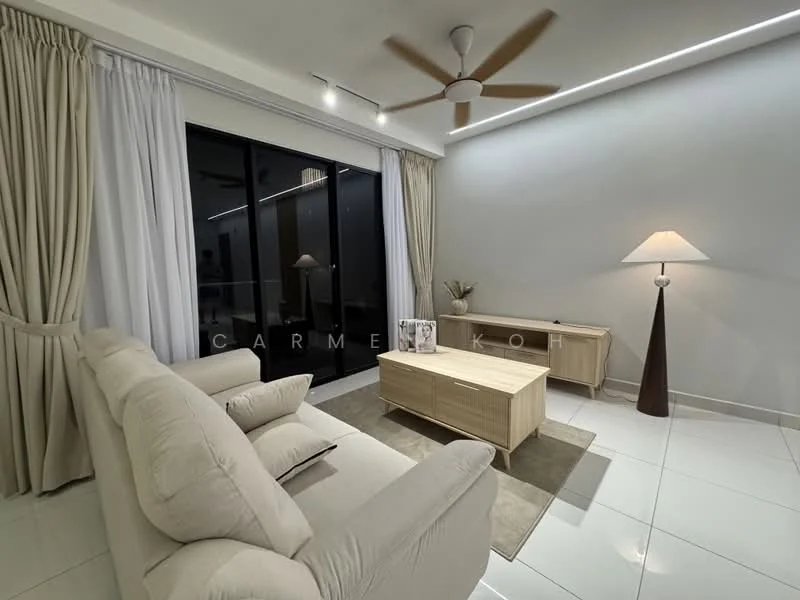 Living features: 3-seater fabric sofa in beige, coffee table in light wood, area rug in neutral tones, floor-to-ceiling windows with sheer curtains, ceiling fan with light, wall-mounted lamp, light wood TV console, decorative plant in vase, recessed LED downlights, white painted walls, glossy tile flooring; style: modern.