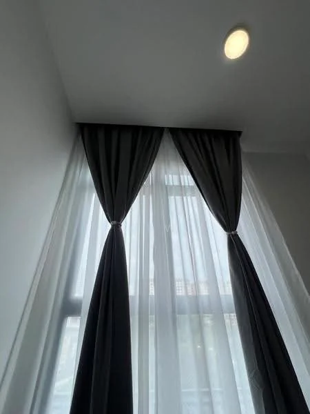 Room features: floor-to-ceiling windows, blackout curtains, sheer curtains, recessed downlight, white painted walls.
