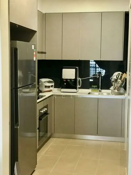 Kitchen features: grey cabinetry, white countertop, stainless-steel fridge, built-in oven, 4-burner gas hob, stainless-steel range hood, microwave, kettle, stand mixer, wall-mounted faucet, tile backsplash, ceramic tile flooring; style: modern.