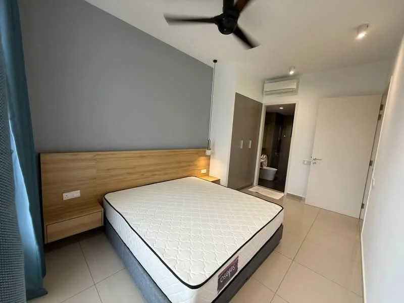 Bedroom features: queen-size bed, wooden headboard, nightstand with lamp, grey accent wall, light grey wall tiles, white ceiling, 5-blade ceiling fan, floor-to-ceiling window with sheer curtains, built-in wardrobe, recessed lighting; style: modern.