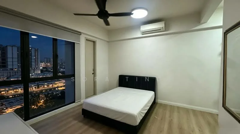 Bedroom features: queen-size bed, wooden flooring, white painted walls, floor-to-ceiling windows, curtains, 1 wall-mounted split AC, ceiling fan, mirror on wall, nightstand, decorative wall, city view; style: modern; view: city.