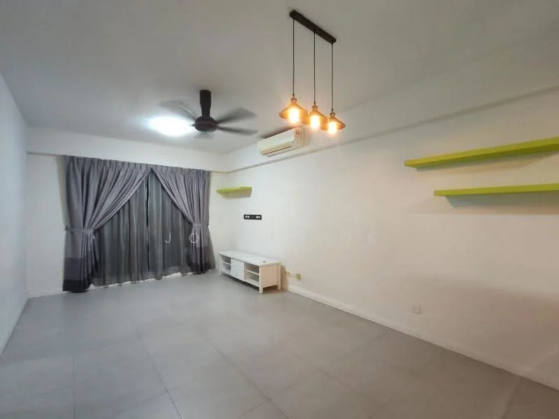 Living features: grey walls, white ceiling, 5-blade ceiling fan with light, recessed LED downlights, floor-to-ceiling windows with sheer curtains, sliding glass door, light grey tile flooring, white TV console, green floating shelves; style: modern.