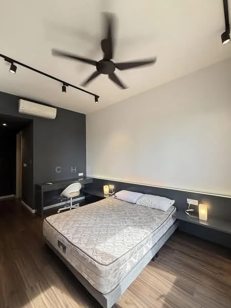 Bedroom features: queen-size bed, upholstered headboard, 2 bedside lamps, study desk, chair, wall-mounted air conditioning unit, 5-blade ceiling fan, wooden flooring, grey painted walls, recessed lighting; style: modern.