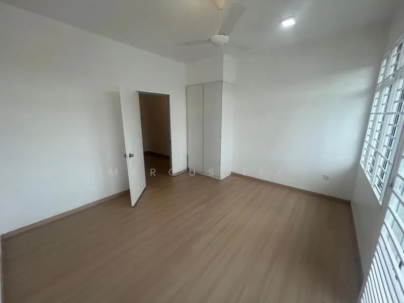 Bedroom features: light wood laminate flooring, white painted walls, ceiling fan, built-in wardrobe, door leading to hallway, large window with horizontal slats, natural light, neutral decor; style: modern.