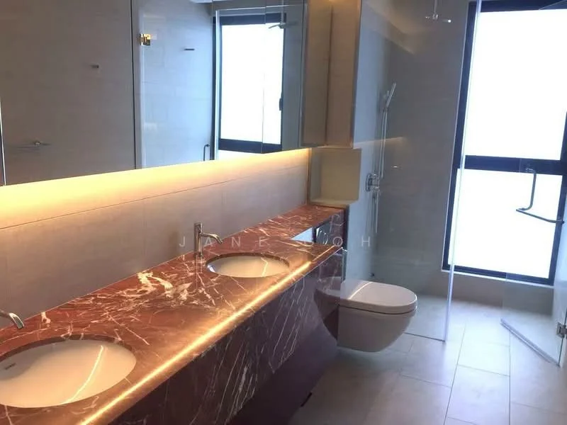 Bathroom features: double-sink vanity with marble countertop, two round under-mount sinks, chrome basin mixers, wall-mounted toilet, glass shower enclosure, rain shower head, large mirror, recessed lighting, light-colored wall tiles, light-colored floor tiles; style: modern.