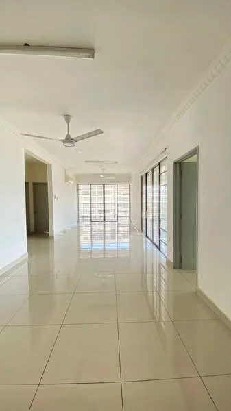Living features: white painted walls, glossy ceramic tile flooring, 5-blade ceiling fan, floor-to-ceiling windows, sliding glass door, natural light, neutral color scheme, crown moulding; style: modern.