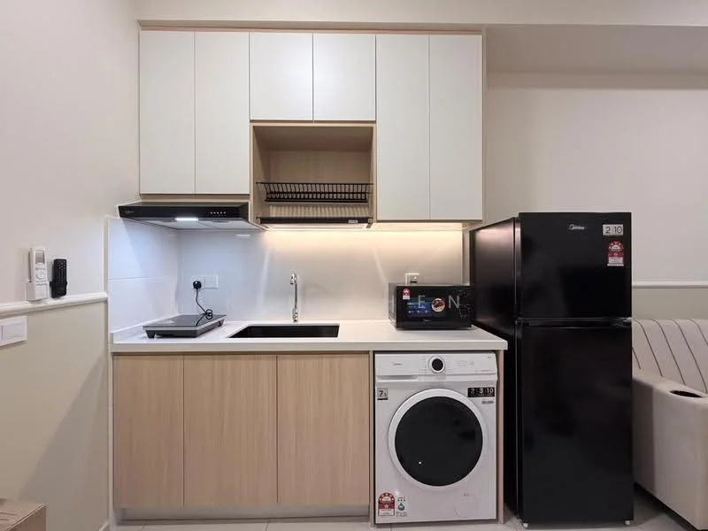 Kitchen features: white upper cabinets, light wood lower cabinets, black countertop, single-bowl stainless-steel sink, chrome pull-down faucet, built-in electric stove, microwave, black refrigerator, front-load washing machine, white tiled backsplash, under-cabinet lighting, ventilation hood; style: modern.