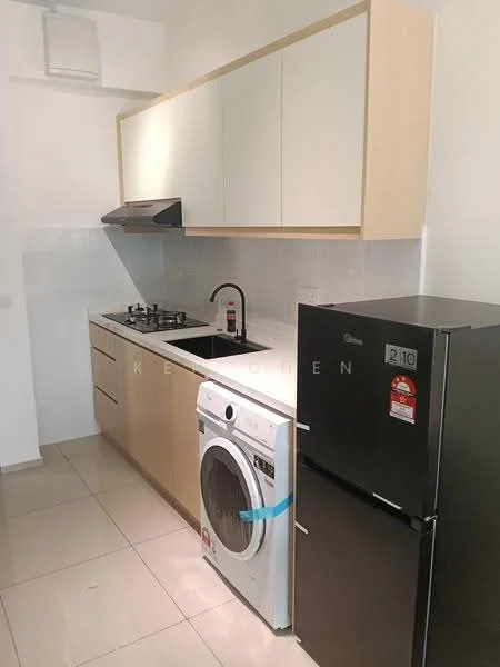 Kitchen features: white upper cabinets, wood lower cabinets, black countertop, single-bowl stainless-steel sink, chrome pull-down faucet, 4-burner gas hob, built-in range hood, front-load washing machine, black fridge, ceramic tile flooring, white tiled backsplash, recessed downlights; style: modern.