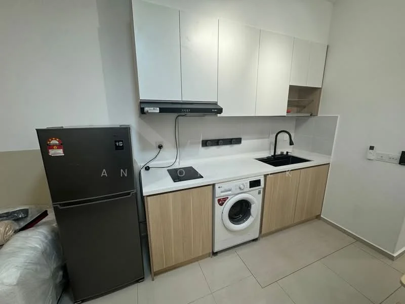 Kitchen features: white upper cabinets, wood lower cabinets, black countertop, single-bowl stainless-steel sink, matte-black pull-down faucet, built-in stove with black glass surface, front-load washing machine, stainless-steel fridge, tile backsplash, ceramic tile flooring, recessed downlights; style: modern.