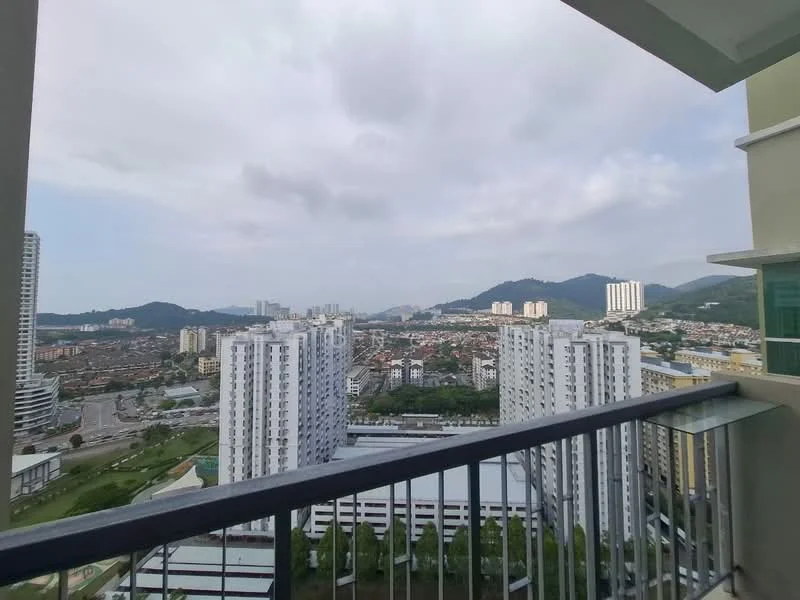 Room view: city.