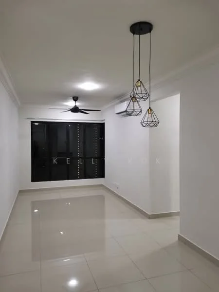 One Maxim, Sentul