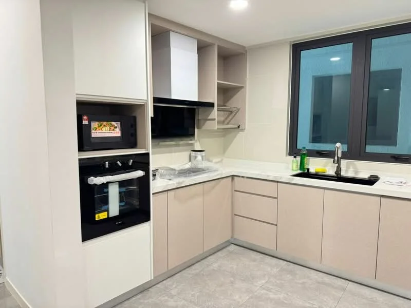 Kitchen features: white cabinetry with flat-panel design, light beige lower cabinets, black countertop, single-bowl stainless-steel sink, chrome pull-down faucet, built-in oven, microwave, glass cooktop, open shelving, tile backsplash, recessed lighting, grey tile flooring, window with black frame; style: modern.