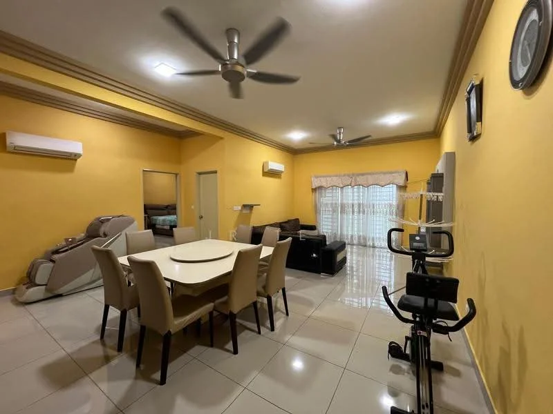 Living features: yellow painted walls, white ceiling, 5-blade ceiling fan with light, 2 wall-mounted split AC units, large window with sheer curtains, sofa in dark color, coffee table, TV console, area rug, exercise bike, dining table with 6 chairs, decorative wall clock; style: modern.