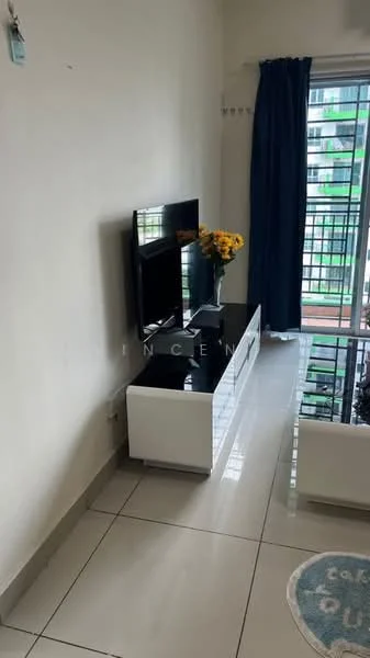 Living features: white painted walls, glossy floor tiles, black TV console, wall-mounted TV, yellow flowers in vase, blue curtains, large window with grid pattern, decorative round rug; style: modern; view: city.