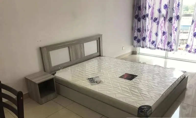 Bedroom features: queen-size bed, light wood headboard, white mattress, nightstand in light wood, floor-to-ceiling windows, sheer curtains with floral pattern, glossy tile flooring, white painted walls; style: modern.