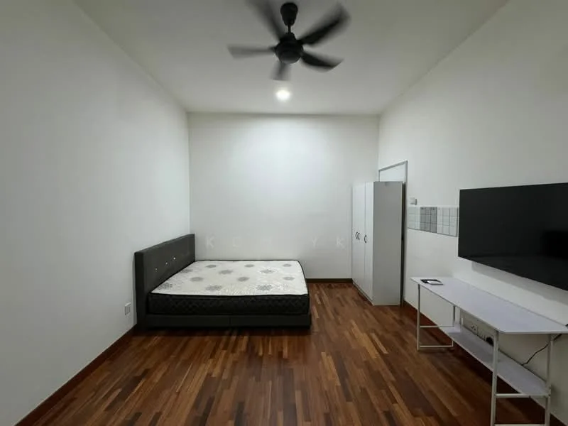 Pacific Star, Seksyen 13, Petaling Jaya
