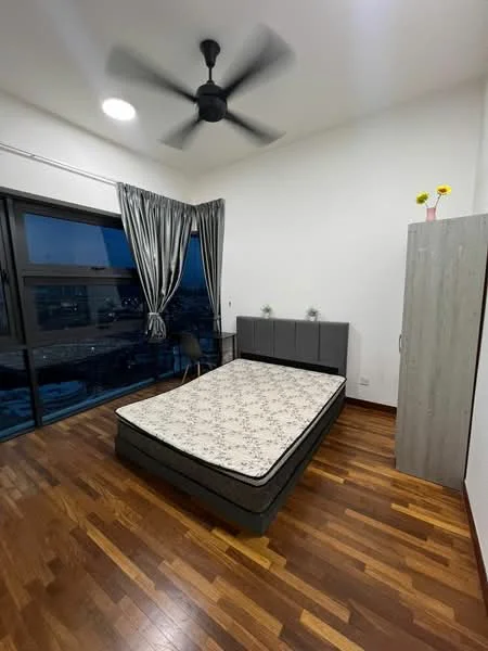 Bedroom features: queen-size bed, wooden flooring, 5-blade ceiling fan, floor-to-ceiling windows, grey curtains, decorative flowers on dresser, built-in wardrobe, bedside table, wall-mounted light fixture; style: modern; view: city.