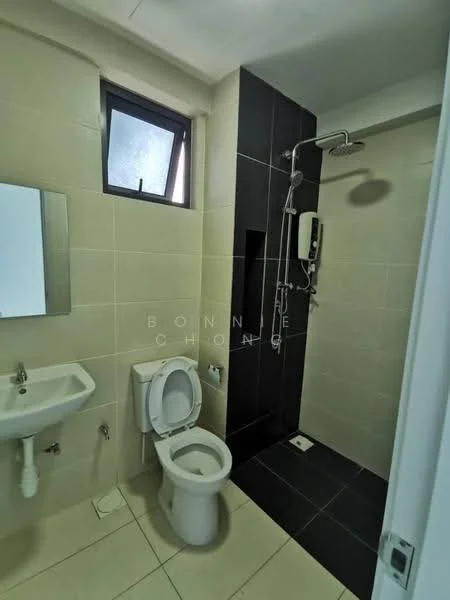 Pacific Star (Service Residence), Seksyen 13, Petaling Jaya — view 2 of 5 in Pacific Star (Service Residence) — for Rent