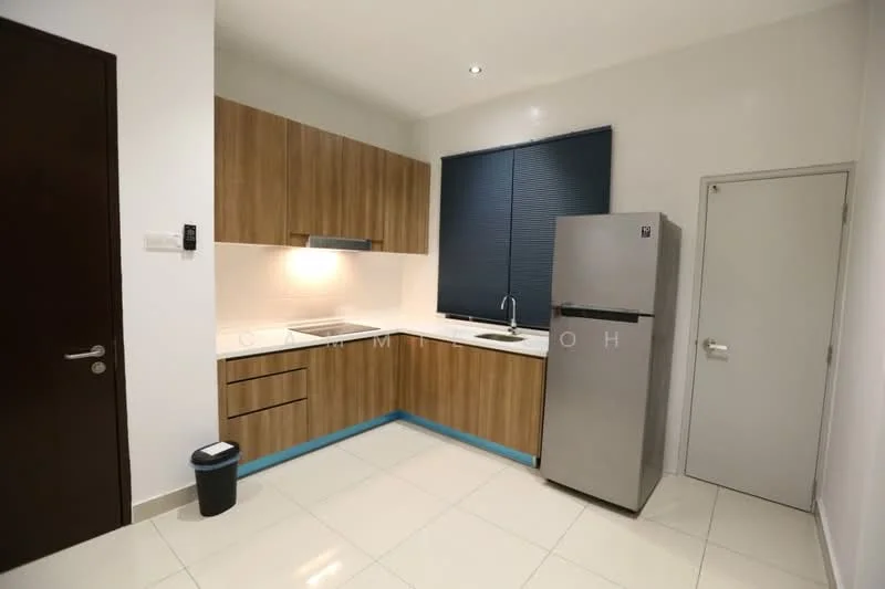 Pacific Star (Service Residence), Seksyen 13, Petaling Jaya — view 2 of 5 in Pacific Star (Service Residence) — for Rent