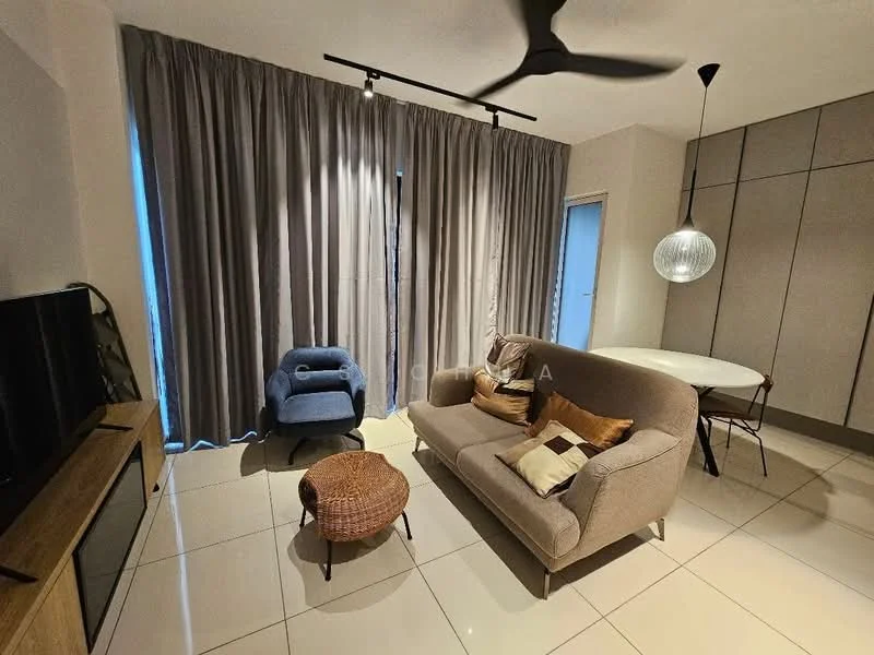 Living features: 3-seater fabric sofa in beige, accent chair in blue, round dining table, woven rattan coffee table, floor-to-ceiling curtains in grey, recessed downlights, ceiling fan, TV console, wall-mounted TV, tile flooring in white, built-in cabinetry, decorative cushions; style: modern.