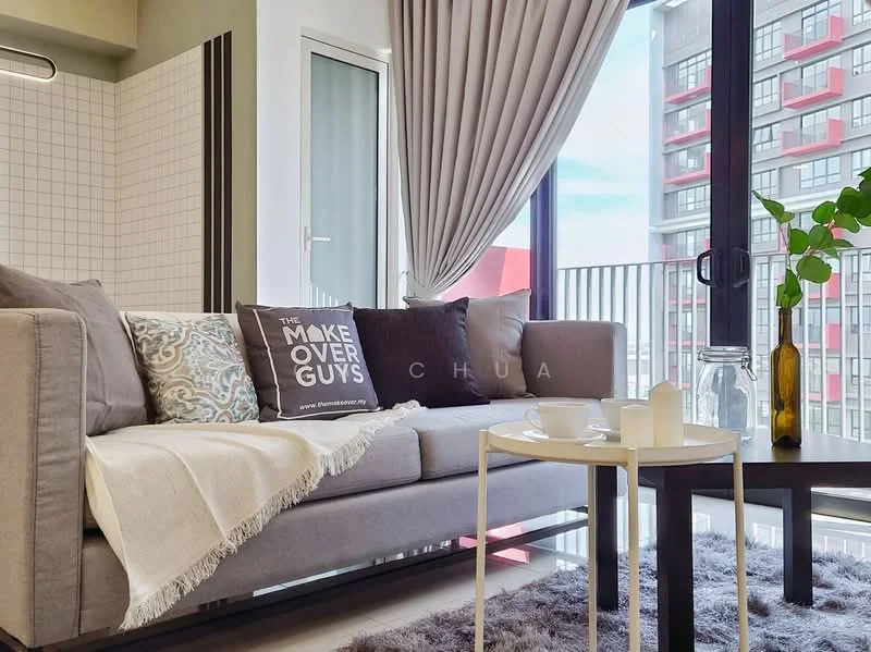 Living features: grey fabric sofa, decorative throw pillows, white throw blanket, round coffee table with metal legs, glass vase, bottle in amber glass, area rug with fluffy texture, floor-to-ceiling windows, curtains in light fabric, wall with white tiles, view of city skyline; style: modern; view: city.