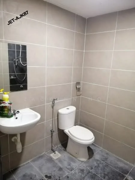 Bathroom features: grey ceramic tile flooring, beige wall tiles, white toilet, chrome basin mixer, white sink, shower with handheld showerhead, wall-mounted mirror, toilet paper holder, soap dispenser, shower drainage, towel rack; style: modern.