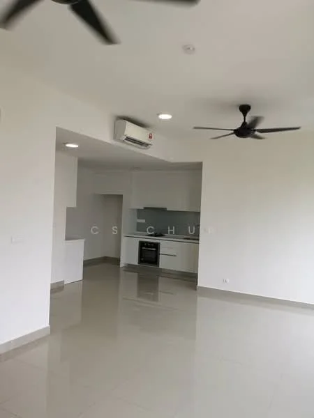 Living features: white painted walls, polished ceramic tile flooring, 5-blade ceiling fan with light, wall-mounted split AC, recessed LED downlights, kitchen area with white cabinetry, built-in oven, glass backsplash, open layout, large windows for natural light; style: modern.